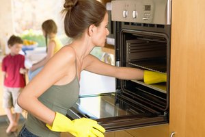 oven-cleaning1